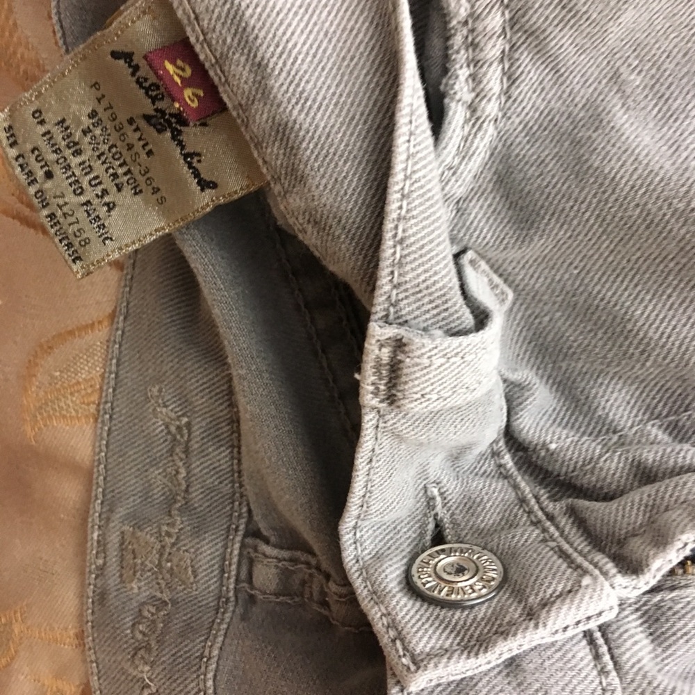 Jeans - Picture 2 of 4